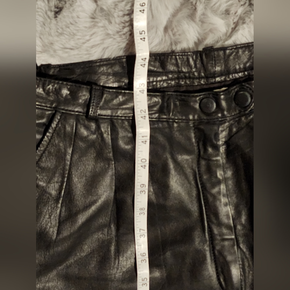 Cedars Black Leather Pants - Picture 6 of 10